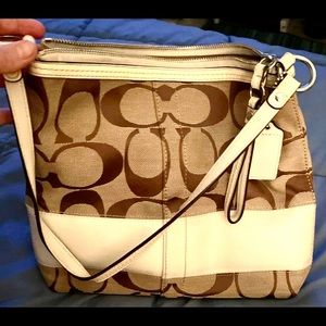 COACH PURSE/HANDBAG